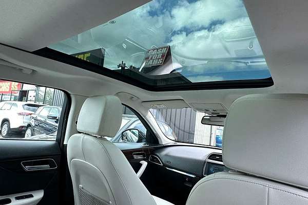 2016 Jaguar F-PACE 20d Prestige X761