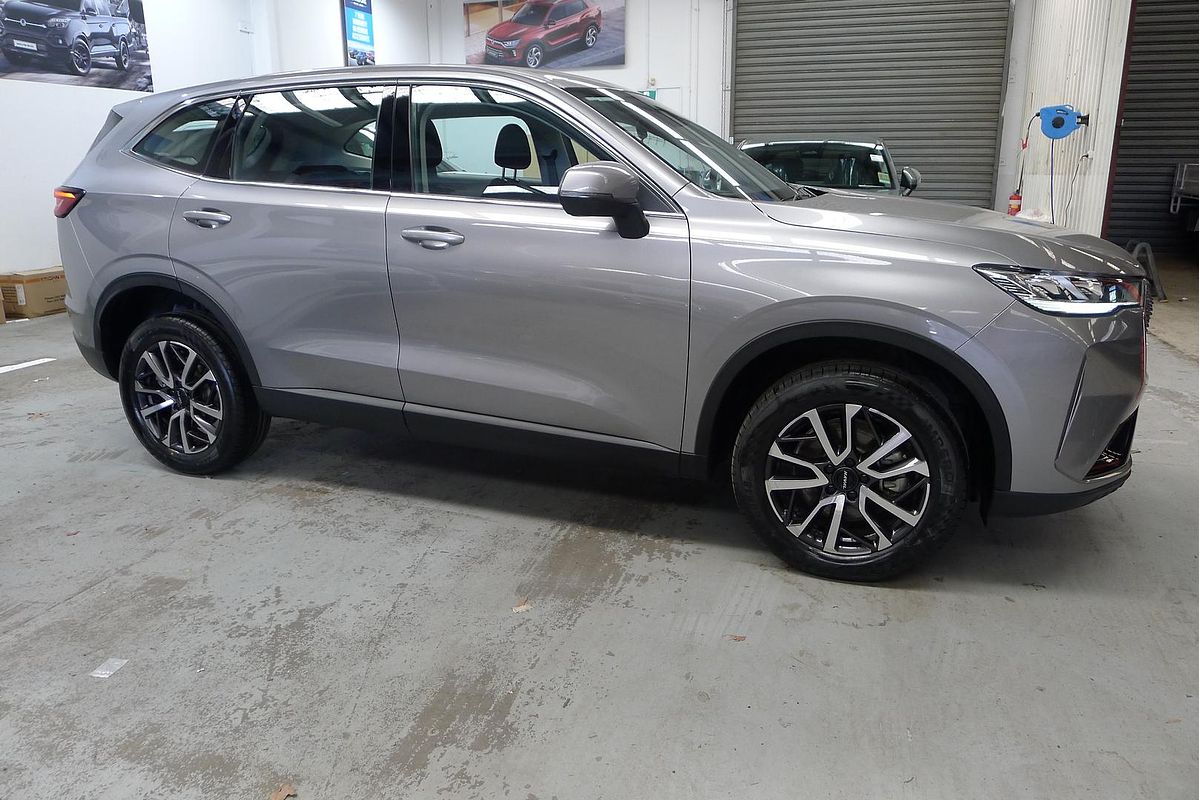 2022 GWM H6 Premium B01