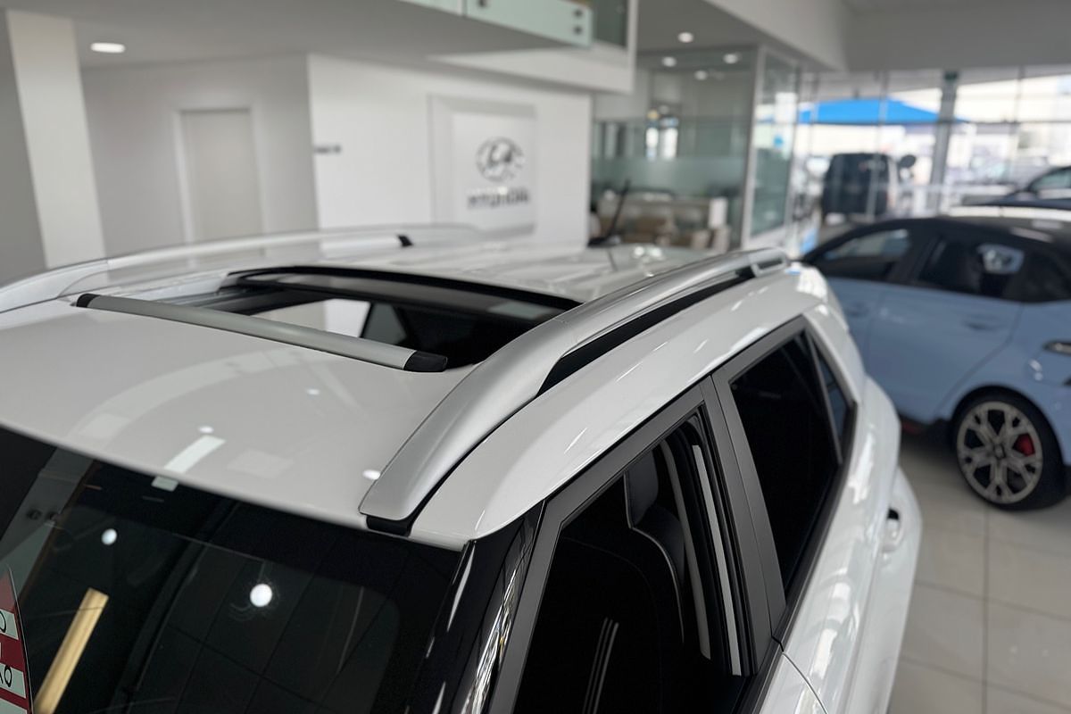 2024 Hyundai Venue Elite QX.V5