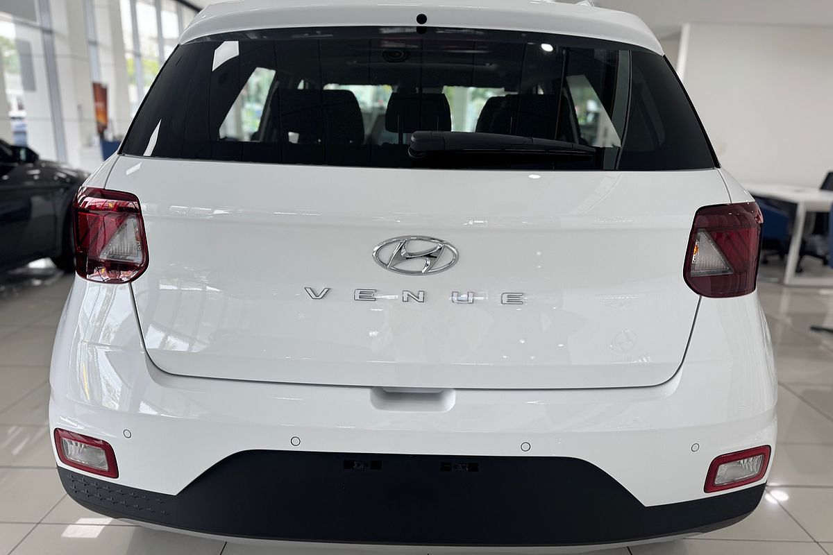 2024 Hyundai Venue Elite QX.V5