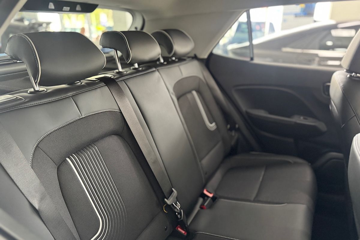 2024 Hyundai Venue Elite QX.V5