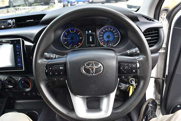 2019 Toyota Hilux SR GUN126R 4X4