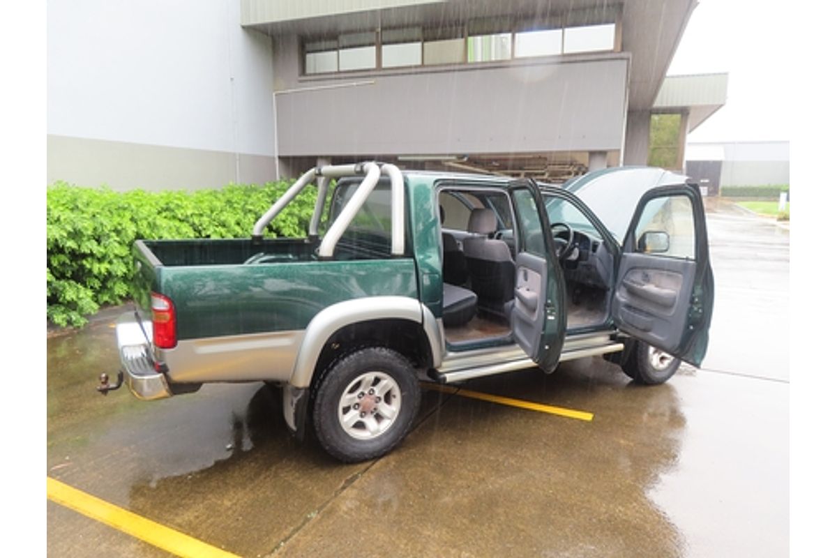2005 Toyota Hilux SR5 KZN165R 4X4