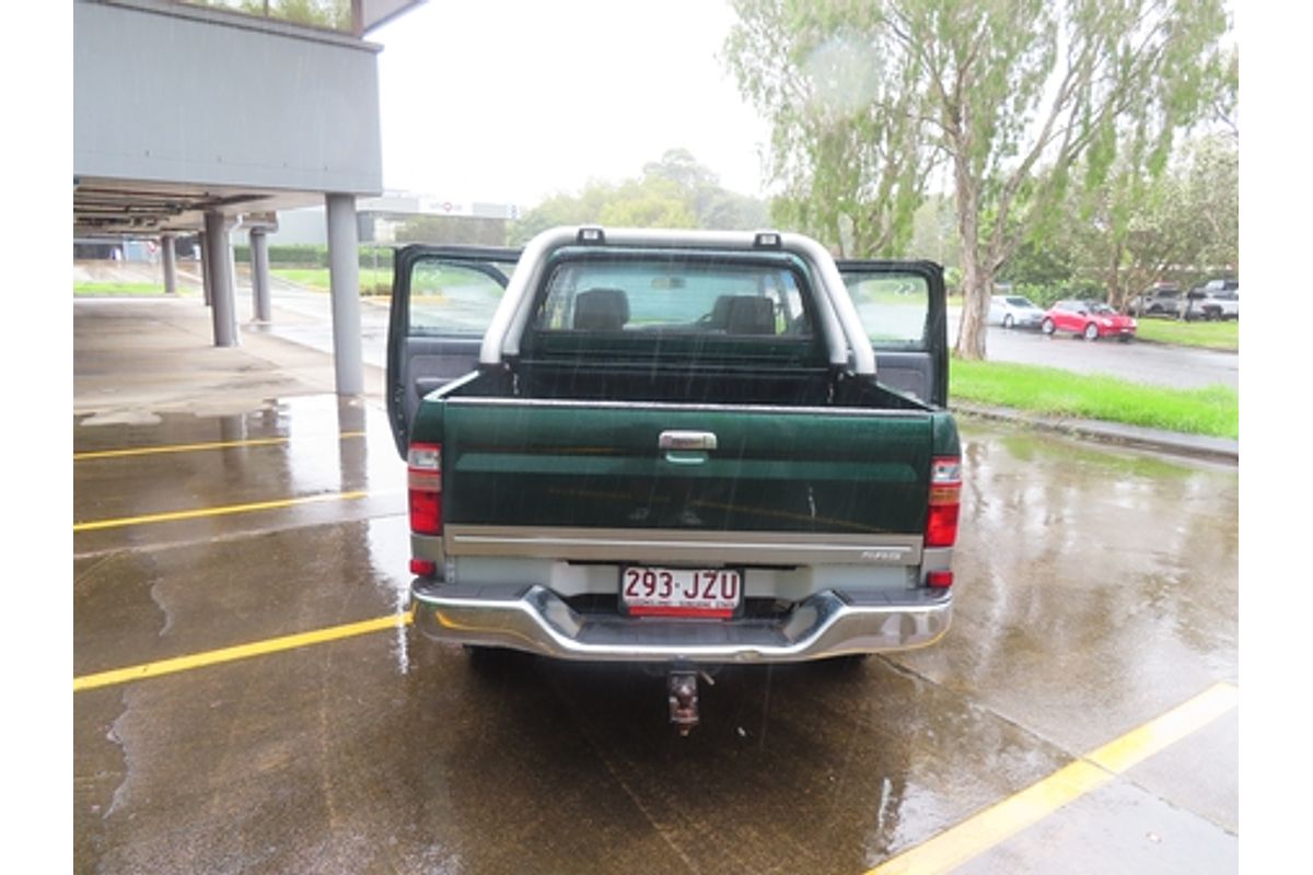 2005 Toyota Hilux SR5 KZN165R 4X4