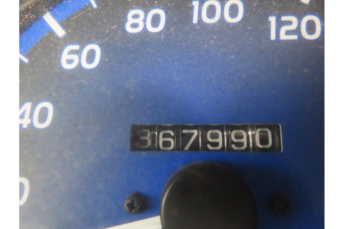 2005 Toyota Hilux SR5 KZN165R 4X4