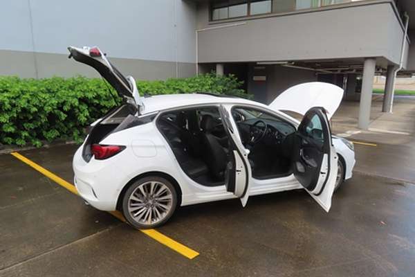 2018 Holden Astra RS BK