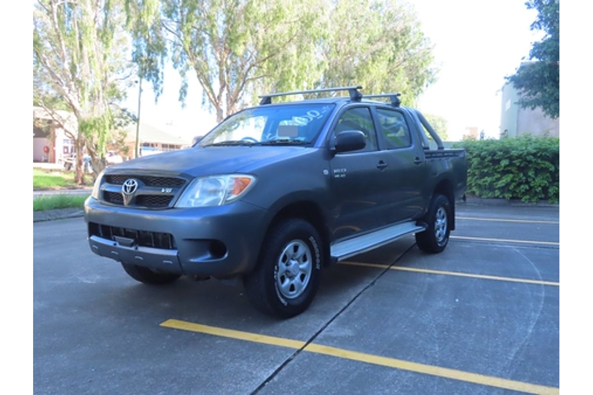 2007 Toyota Hilux SR GGN25R 4X4