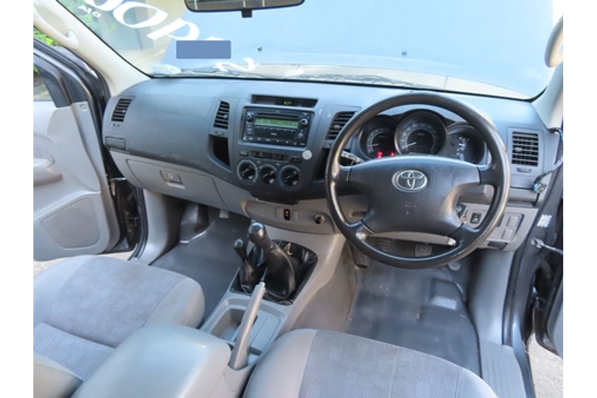 2007 Toyota Hilux SR GGN25R 4X4