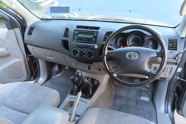 2007 Toyota Hilux SR GGN25R 4X4