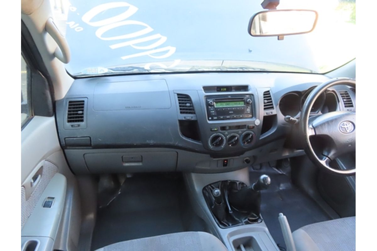 2007 Toyota Hilux SR GGN25R 4X4