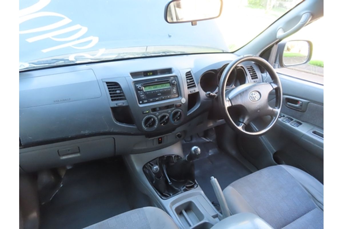 2007 Toyota Hilux SR GGN25R 4X4