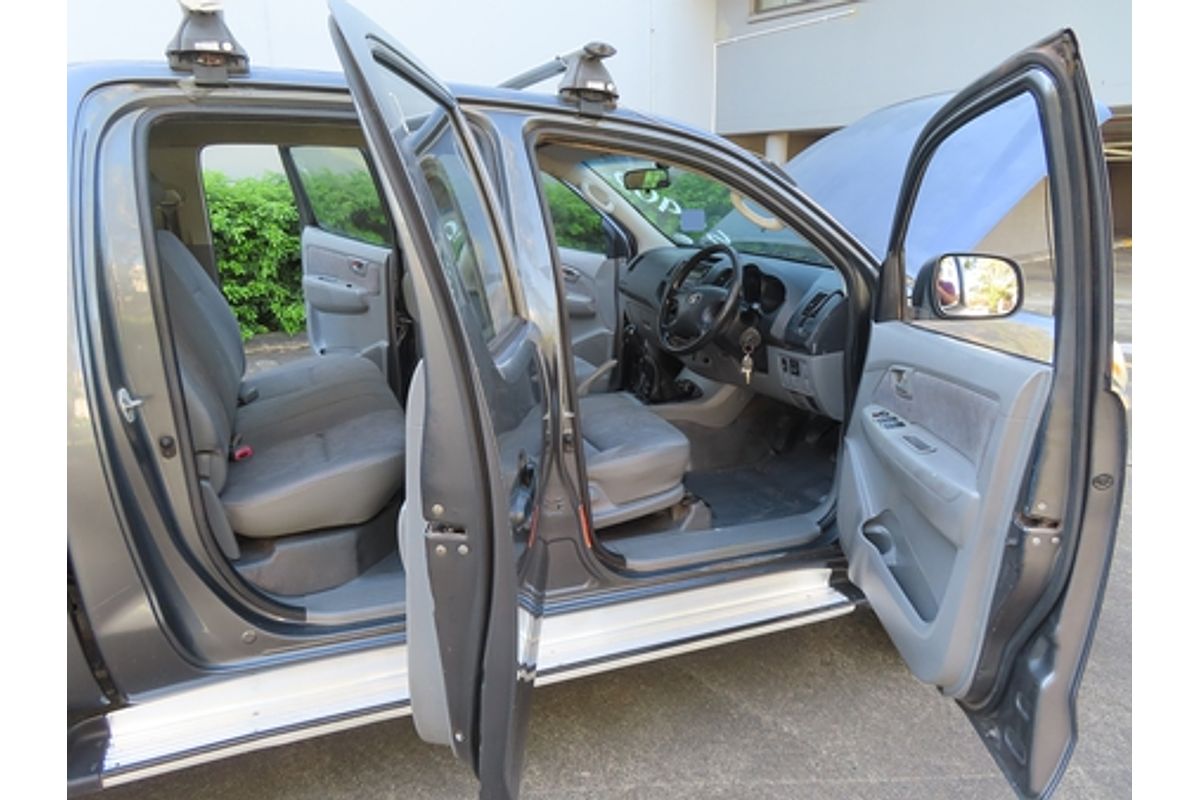 2007 Toyota Hilux SR GGN25R 4X4