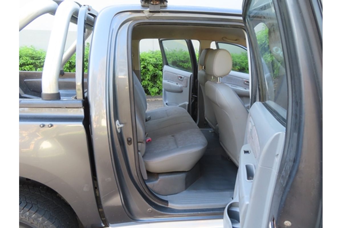 2007 Toyota Hilux SR GGN25R 4X4