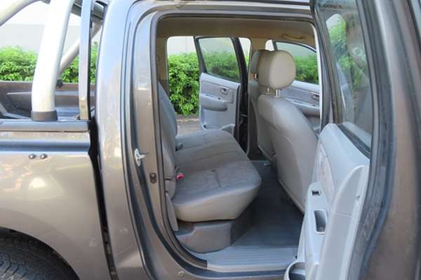 2007 Toyota Hilux SR GGN25R 4X4