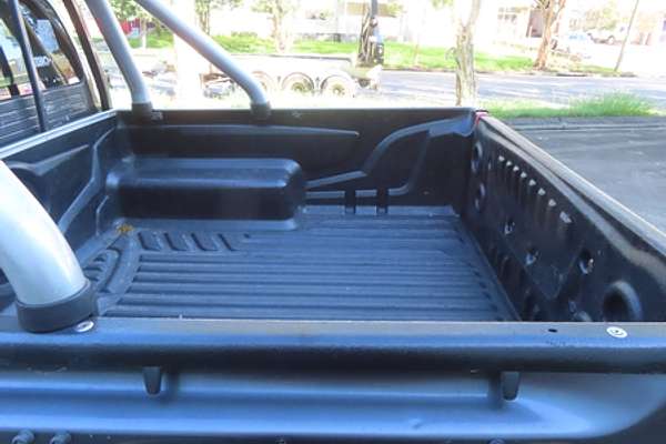 2007 Toyota Hilux SR GGN25R 4X4