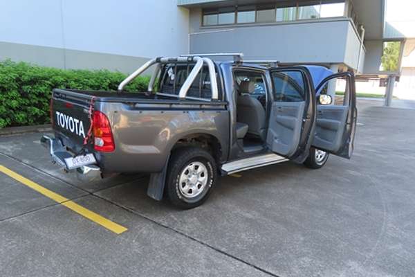 2007 Toyota Hilux SR GGN25R 4X4