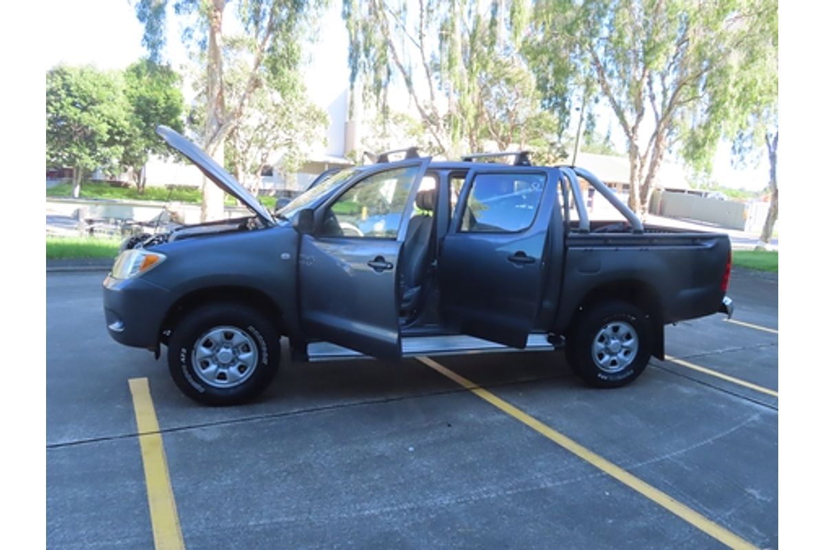 2007 Toyota Hilux SR GGN25R 4X4