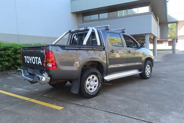 2007 Toyota Hilux SR GGN25R 4X4