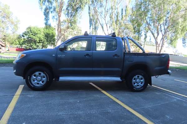 2007 Toyota Hilux SR GGN25R 4X4