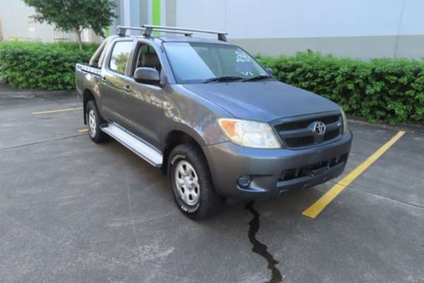 2007 Toyota Hilux SR GGN25R 4X4