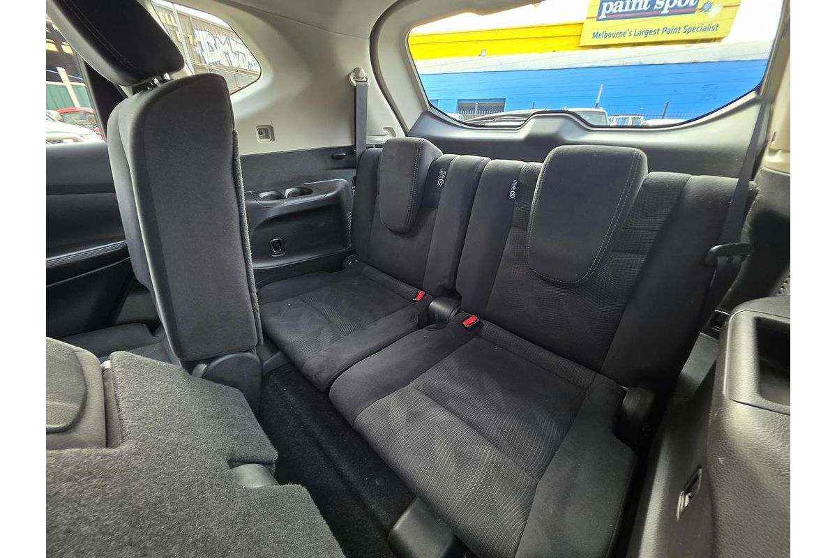 2015 Nissan X-TRAIL ST T32