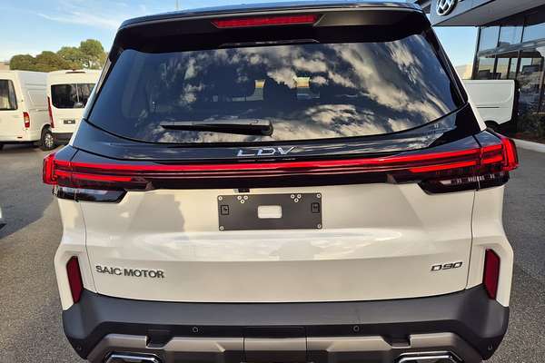 2025 LDV D90 Executive SV9A