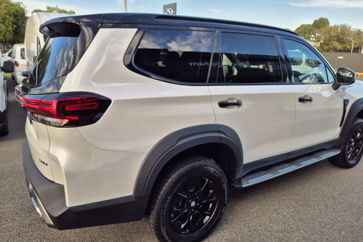 2025 LDV D90 Executive SV9A