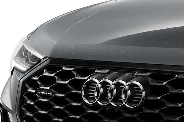 2025 Audi Q3 40 TFSI S line F3