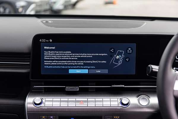 2025 Hyundai Kona Premium SX2.V2