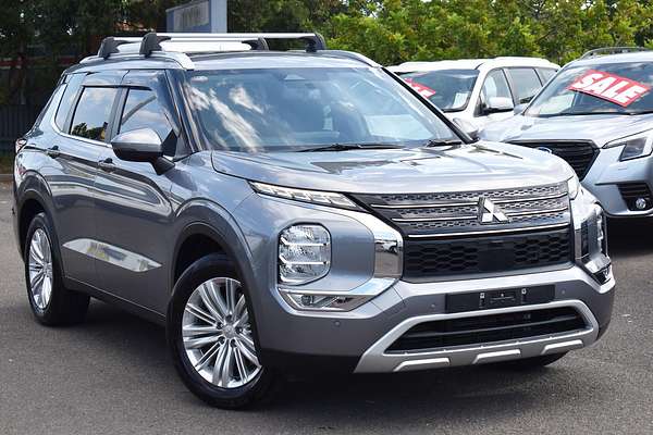 2023 Mitsubishi Outlander LS ZM