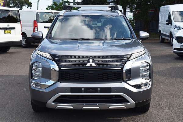 2023 Mitsubishi Outlander LS ZM