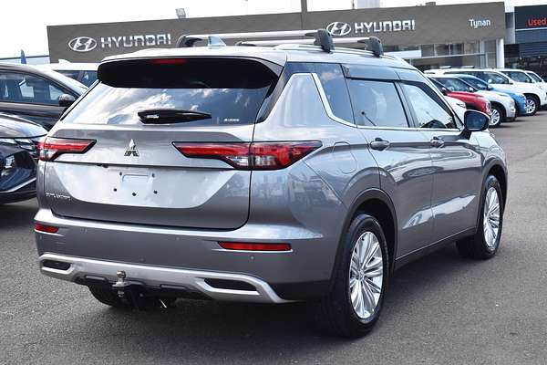 2023 Mitsubishi Outlander LS ZM
