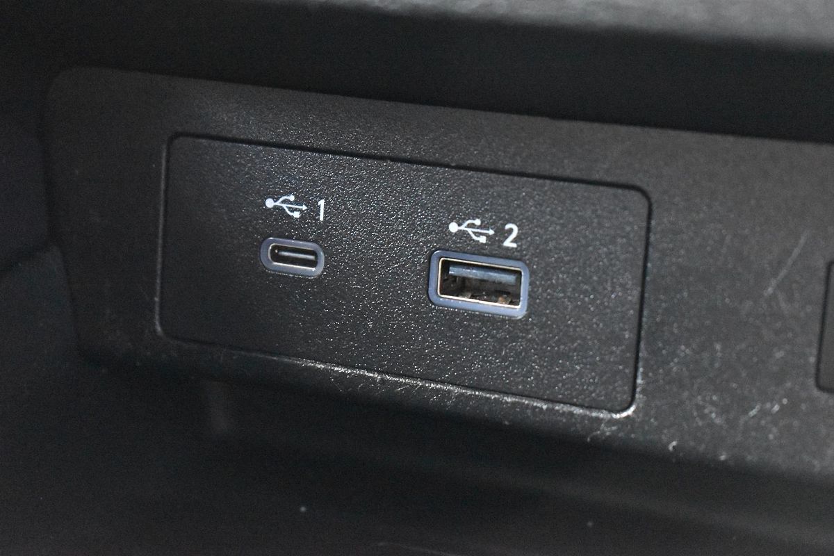 2023 Mitsubishi Outlander LS ZM