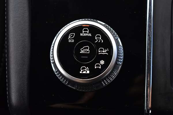 2023 Mitsubishi Outlander LS ZM