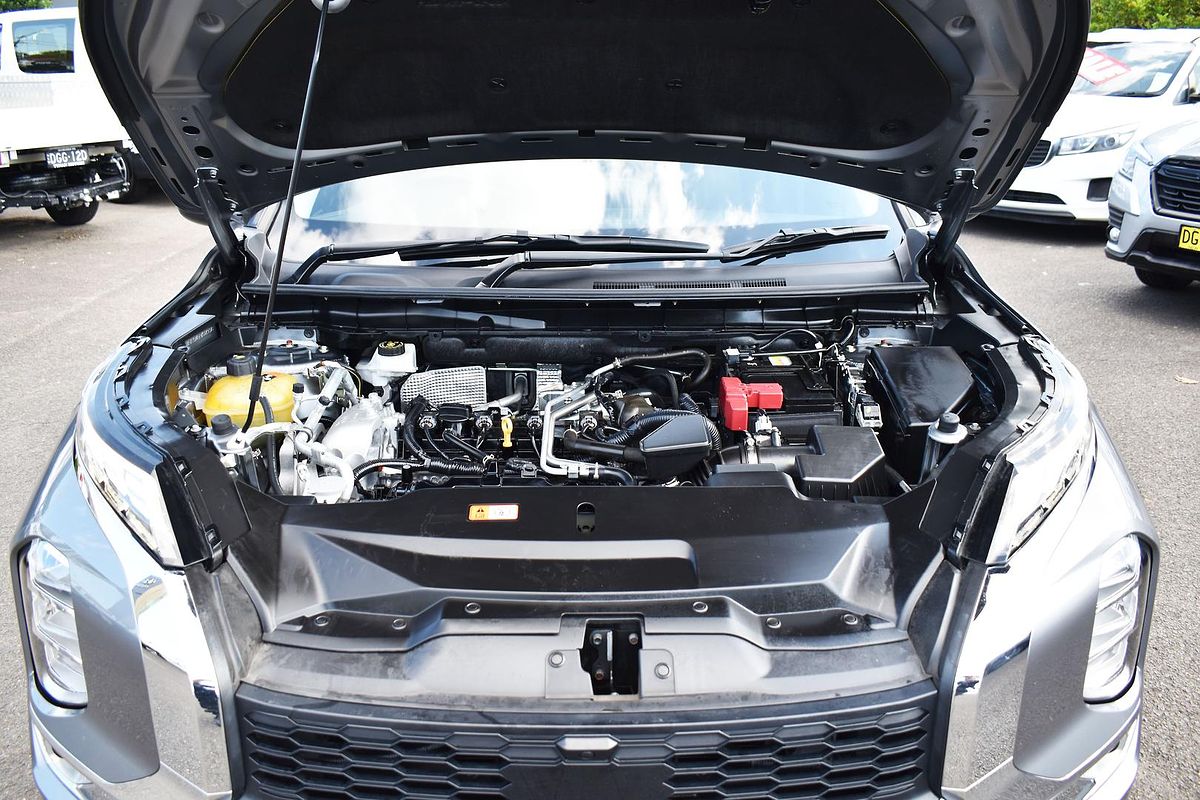2023 Mitsubishi Outlander LS ZM