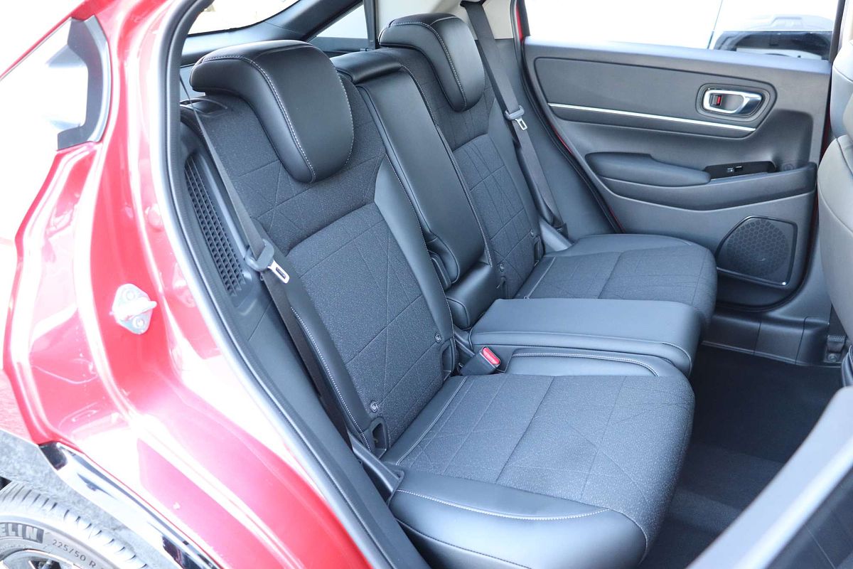 2024 Honda HR-V e:HEV L
