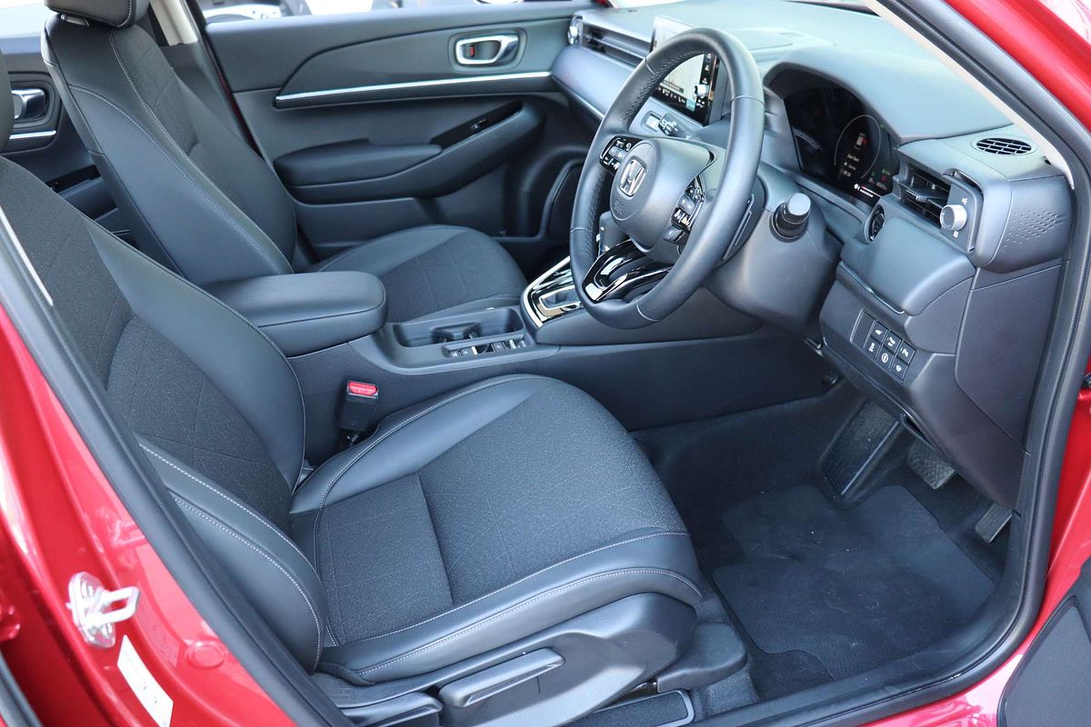 2024 Honda HR-V e:HEV L