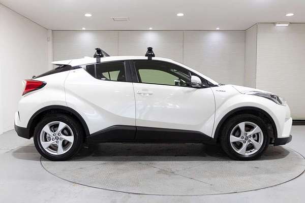 2018 Toyota C-HR NGX50R
