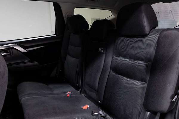 2019 Mitsubishi Pajero Sport GLX QE