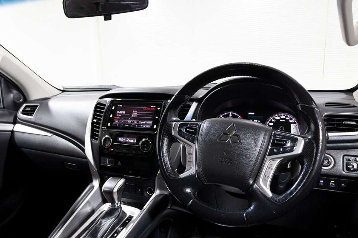 2019 Mitsubishi Pajero Sport GLX QE