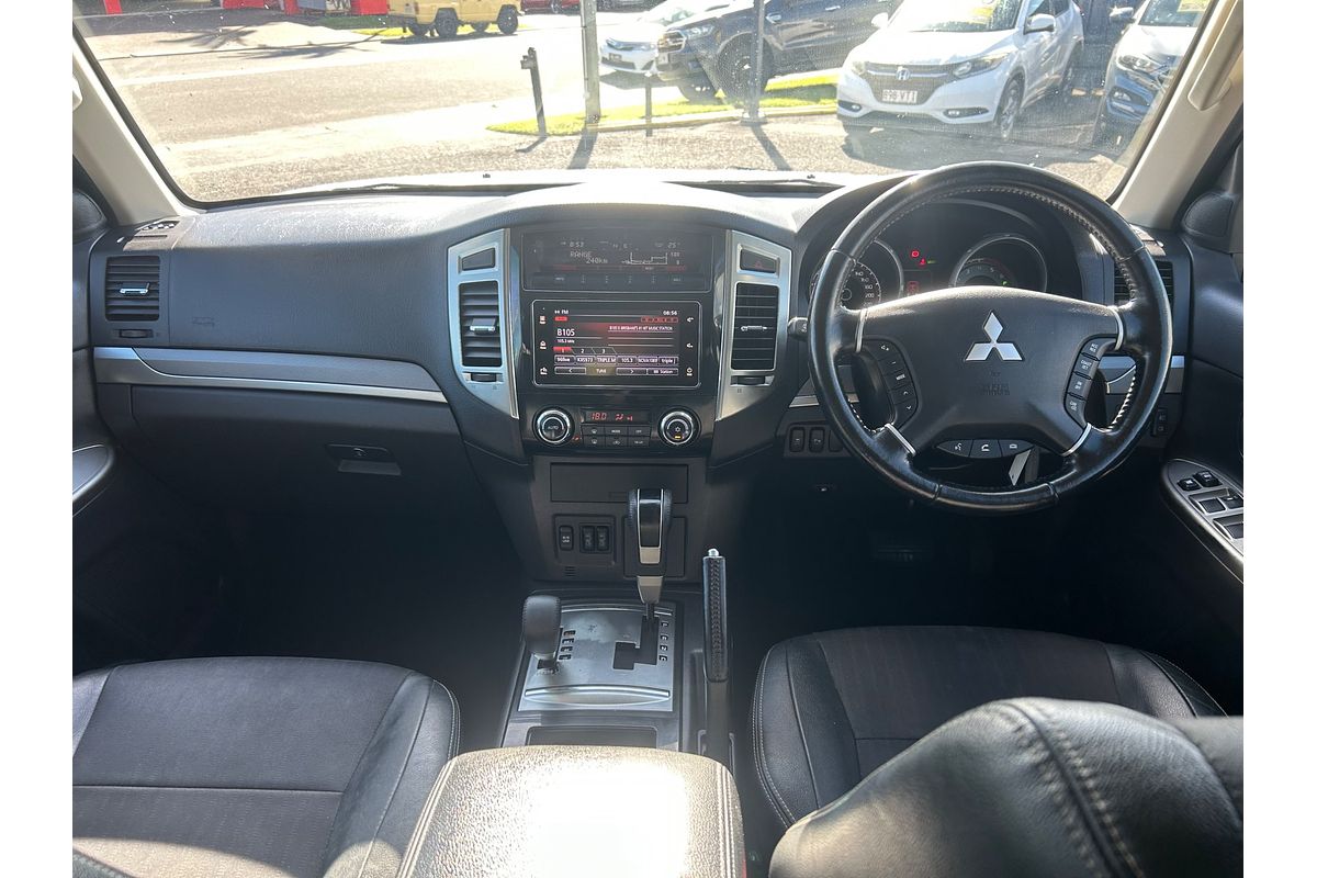 2016 Mitsubishi Pajero GLX NX