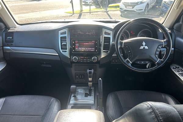 2016 Mitsubishi Pajero GLX NX