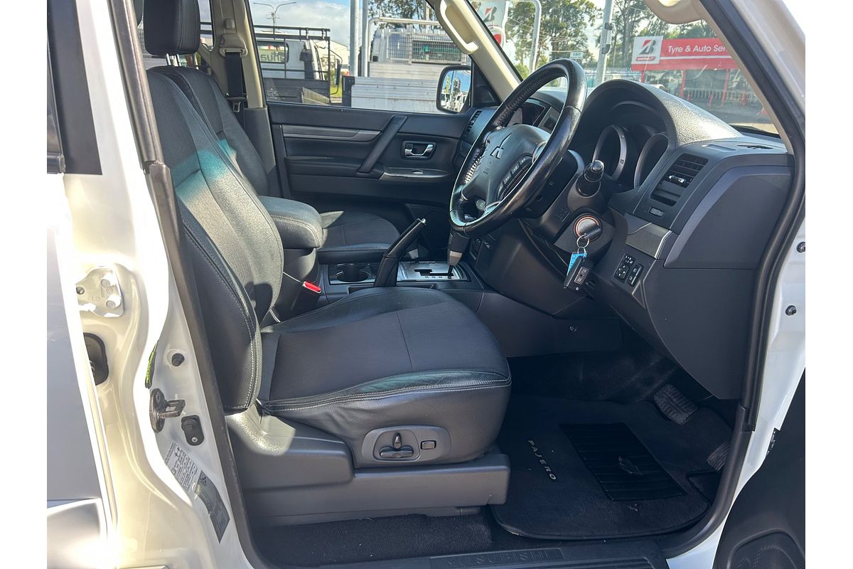 2016 Mitsubishi Pajero GLX NX