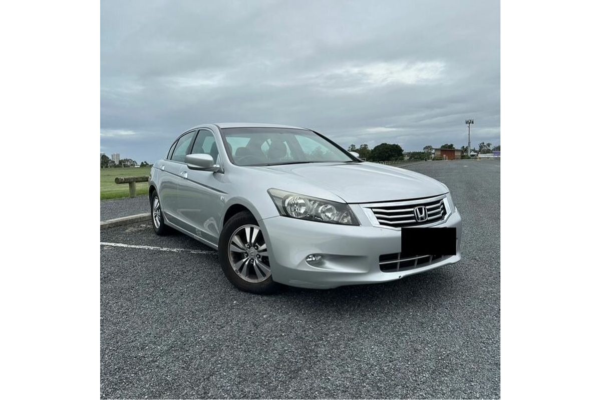 2009 Honda Accord Euro 10