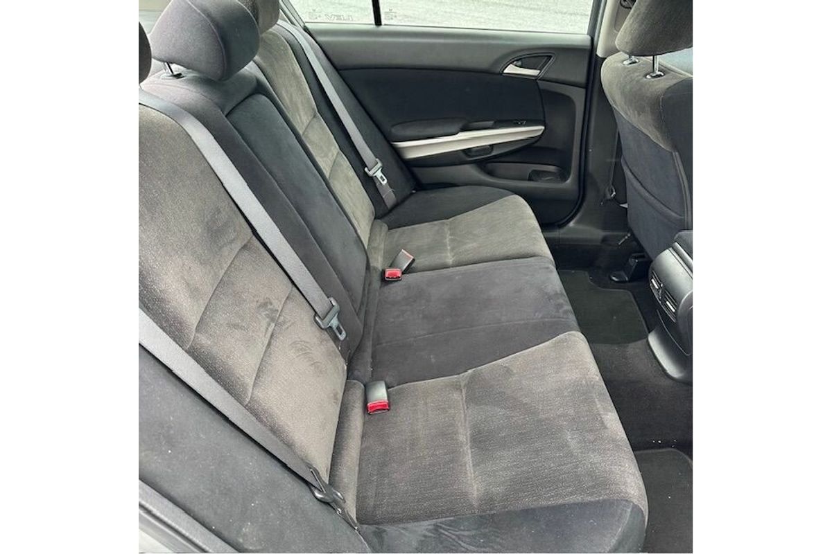 2009 Honda Accord Euro 10
