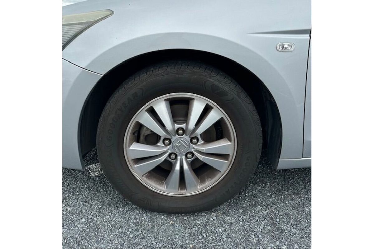2009 Honda Accord Euro 10