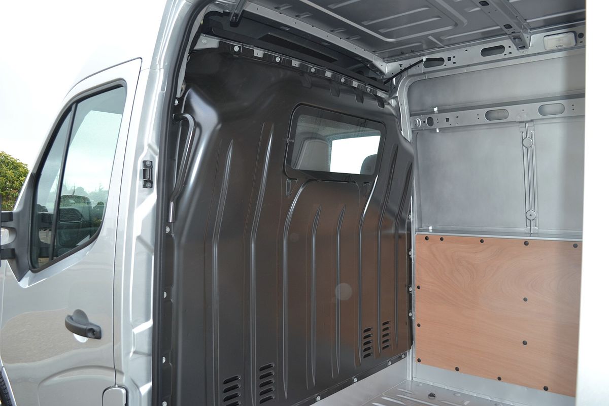 2024 Renault Master Pro 110kW X62 Phase 2