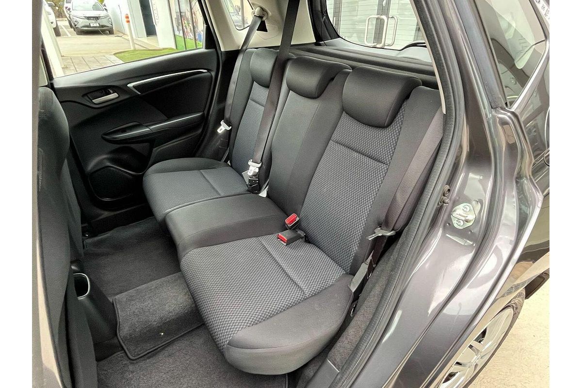 2019 Honda Jazz VTi GF