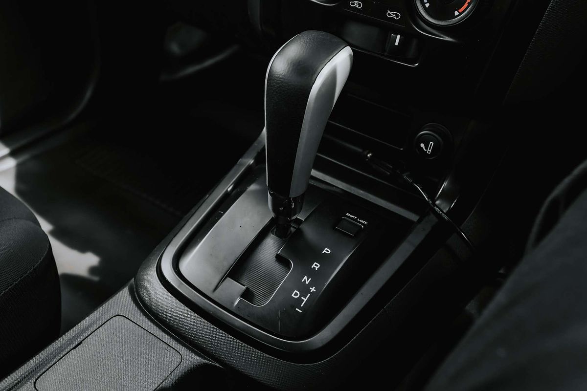 2019 Isuzu D-MAX SX High Ride Rear Wheel Drive