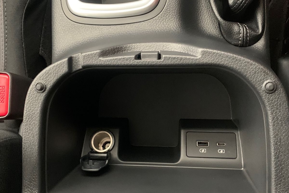 2024 Nissan Navara ST D23 4X4